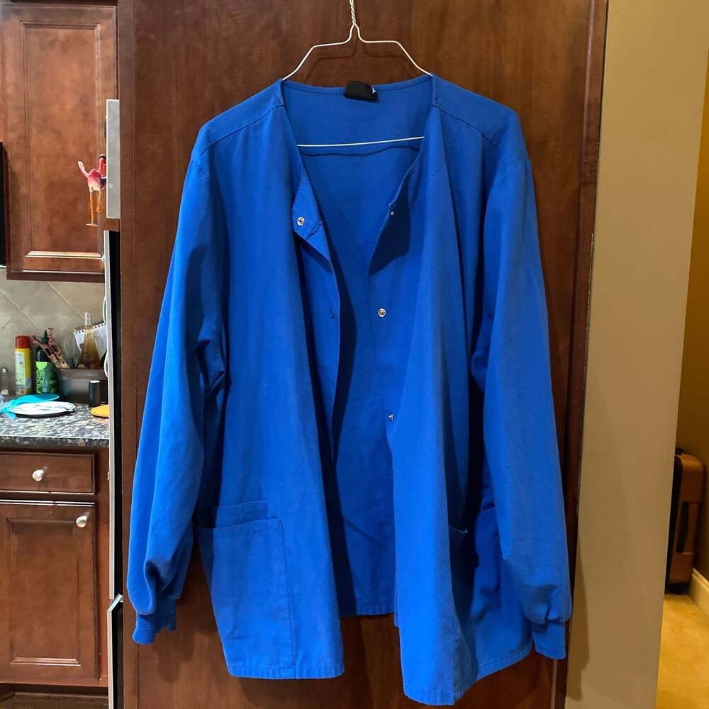 Royal Blue Snap-Front Scrub Jacket with Pockets, Size XL - Medical Workwear